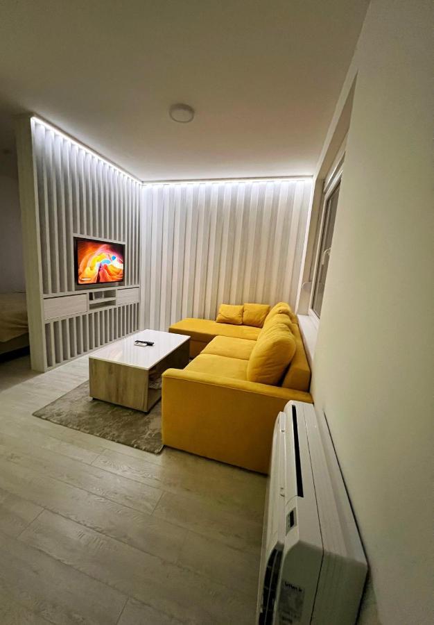 Апартаменти Center Deluxe Studio Нікшич Екстер'єр фото